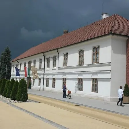 Park Vendeghaz Herend