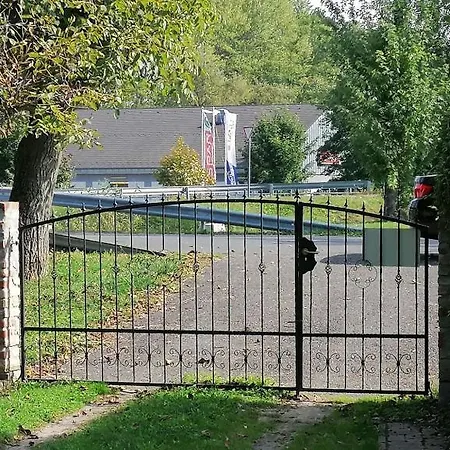 Park Vendeghaz Penzion Herend