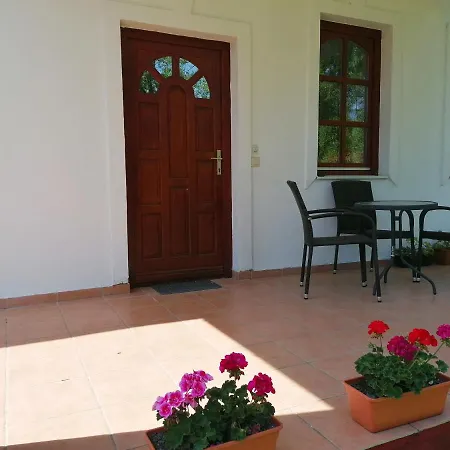 Park Vendeghaz Penzion 3*